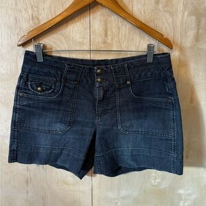 Cute short